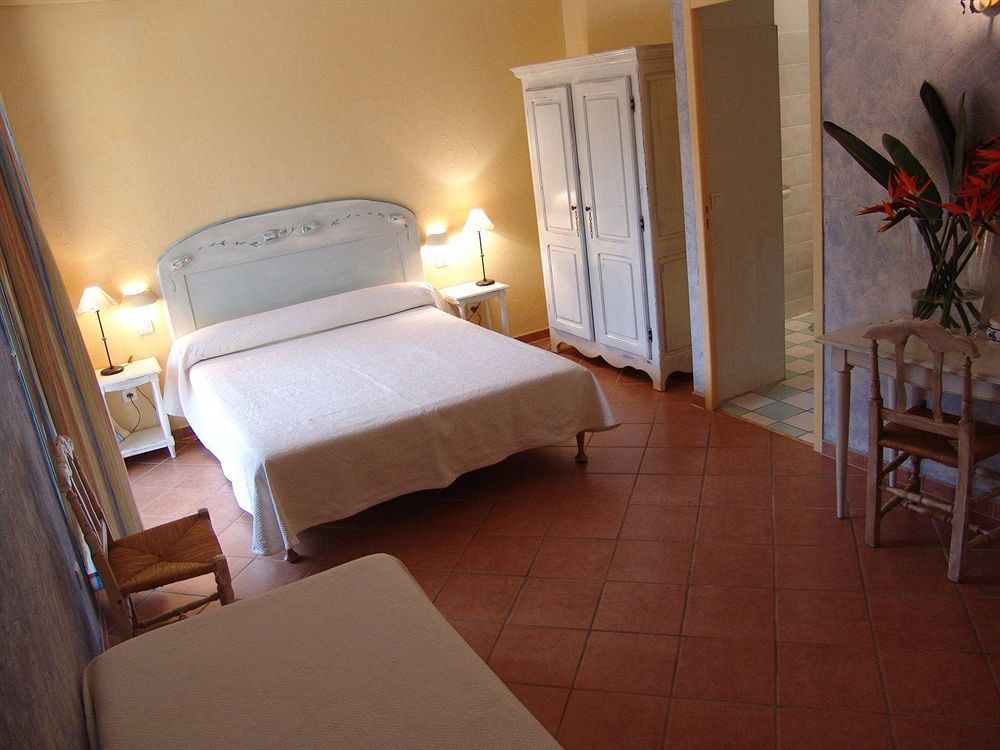 Hotel Castel D'Orcino Calcatoggio  Exterior photo